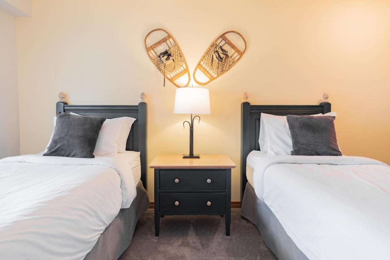 The Best Ski In Ski Out Two Bedroom Condo At Aspens Whistler Extérieur photo